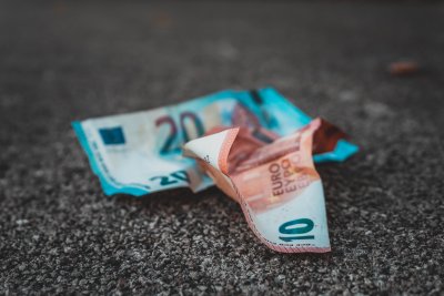 Država daje dodatak, ali ga onda uzima nazad kroz porez na mirovine | Unsplash
