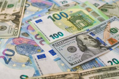 novac euro i dolar