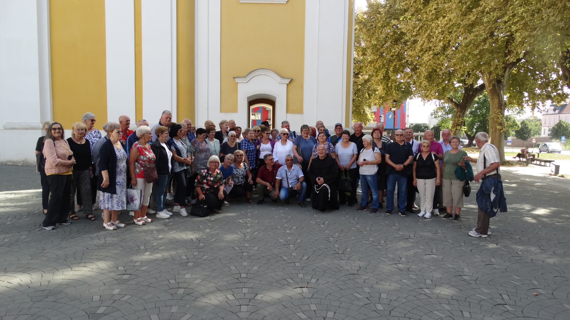 Umirovljenici iz Hrvatske udruge umirovljenika Grada Vukovara