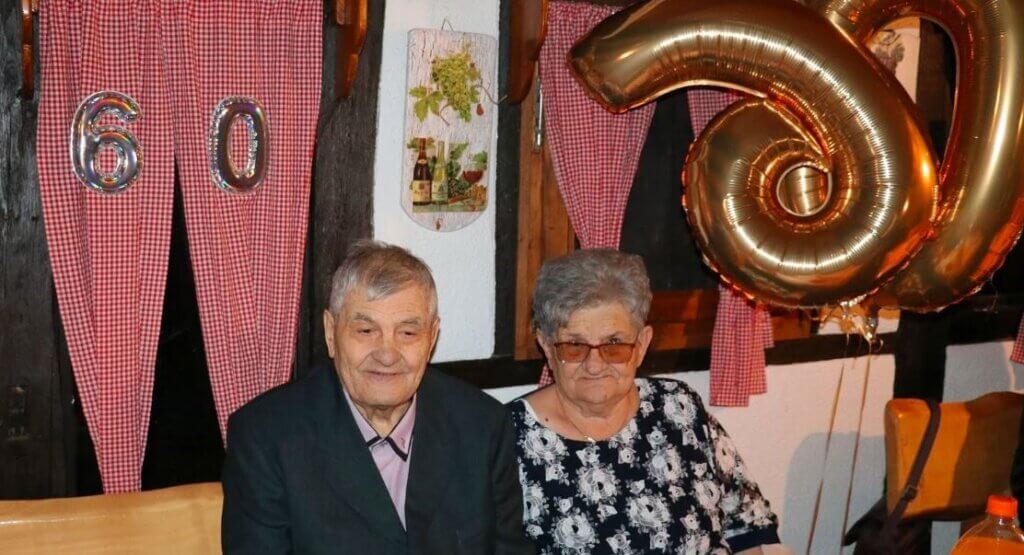 Umirovljenici Marija i Božidar slave 60 godina braka