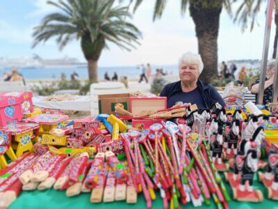 Marija Kumić iz sela Laz nadomak Marije Bistrice proizvodi drvene igračke koje prodaje u Splitu.