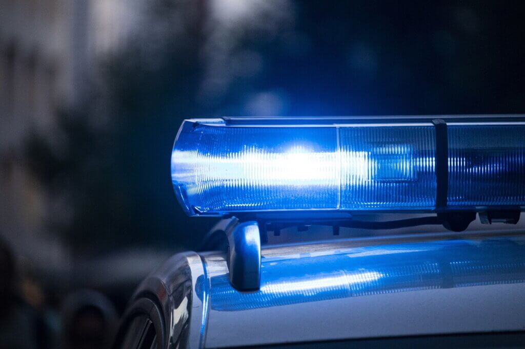 Upaljena policijska rotirka.