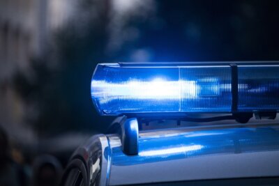Upaljena policijska rotirka.