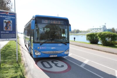 Električni autobus na Jarunu