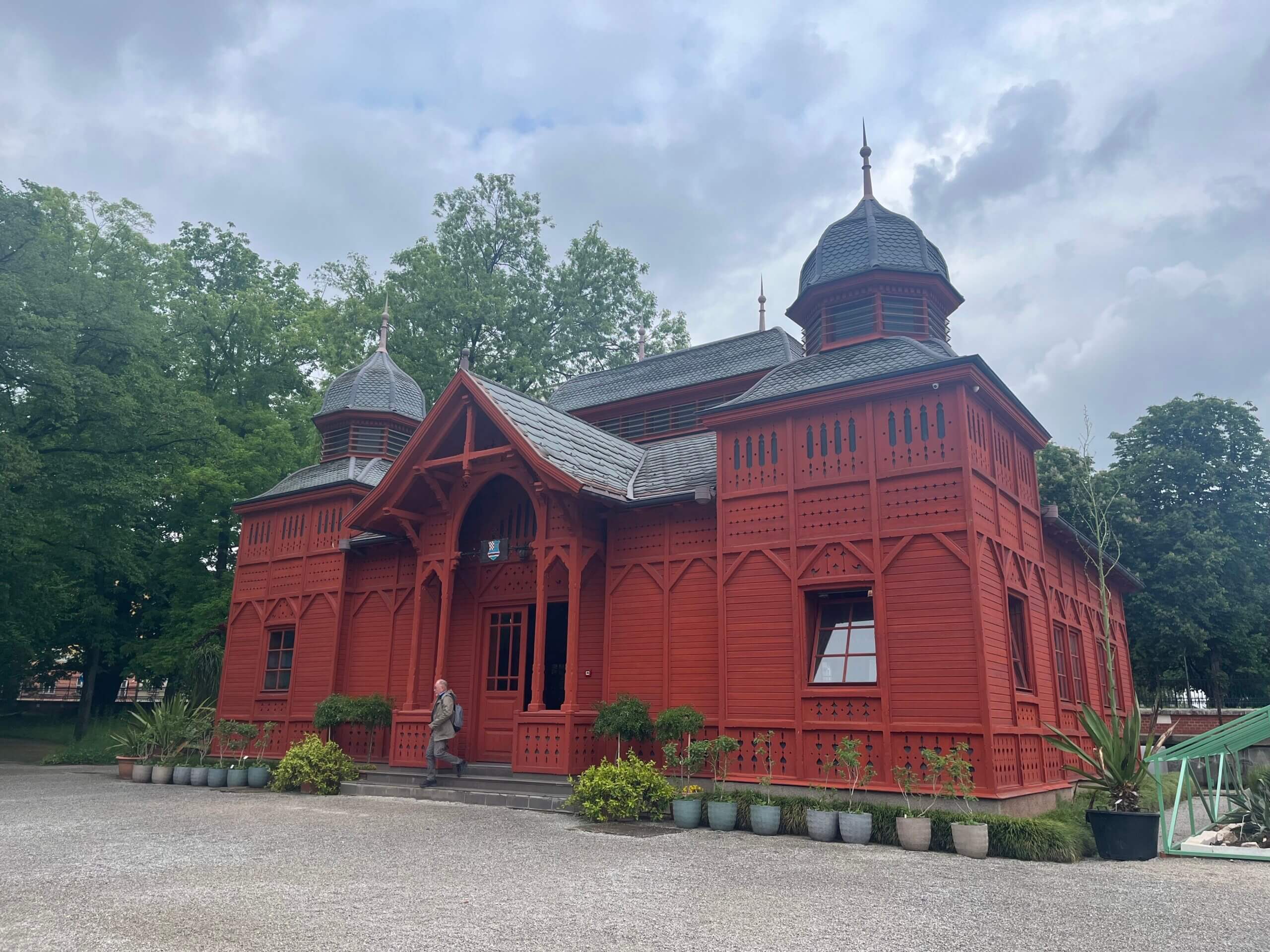 Izložbeni paviljon