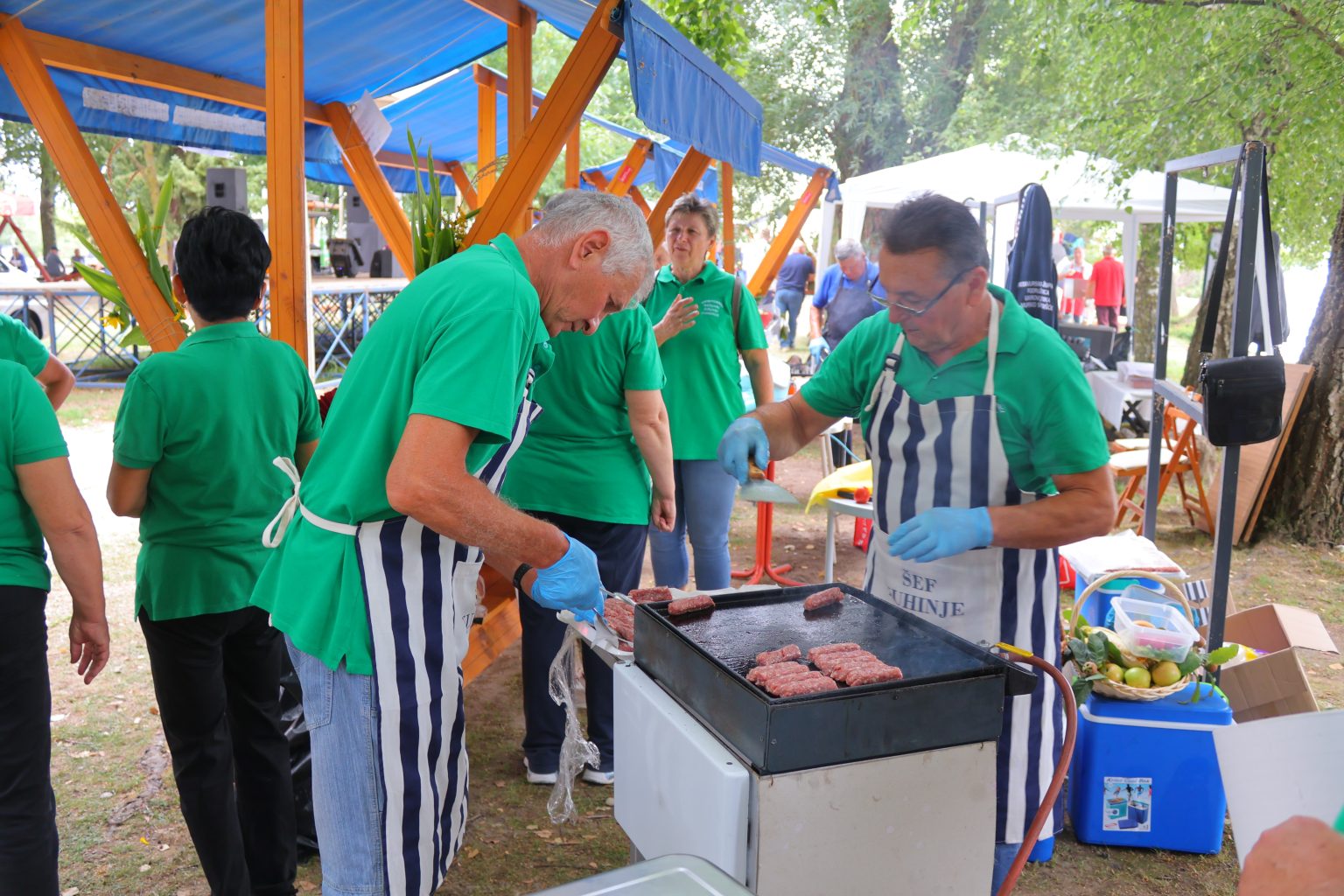 Pečenje ćevapa
