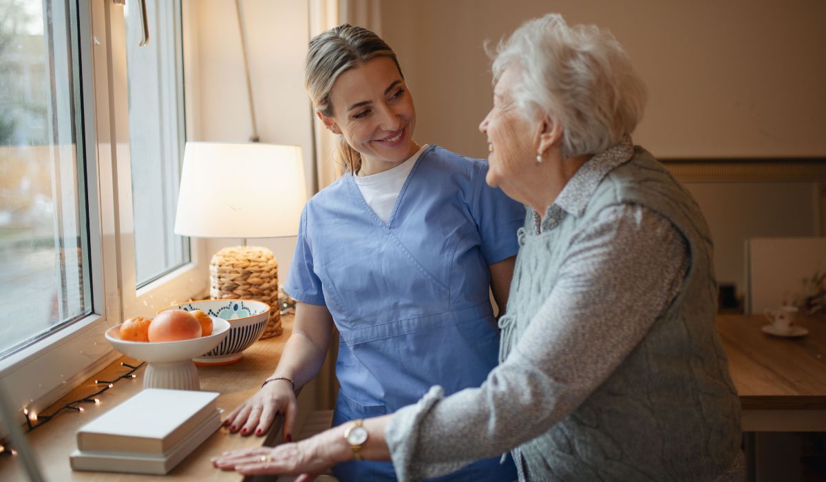 Umirovljenica i njegovateljica