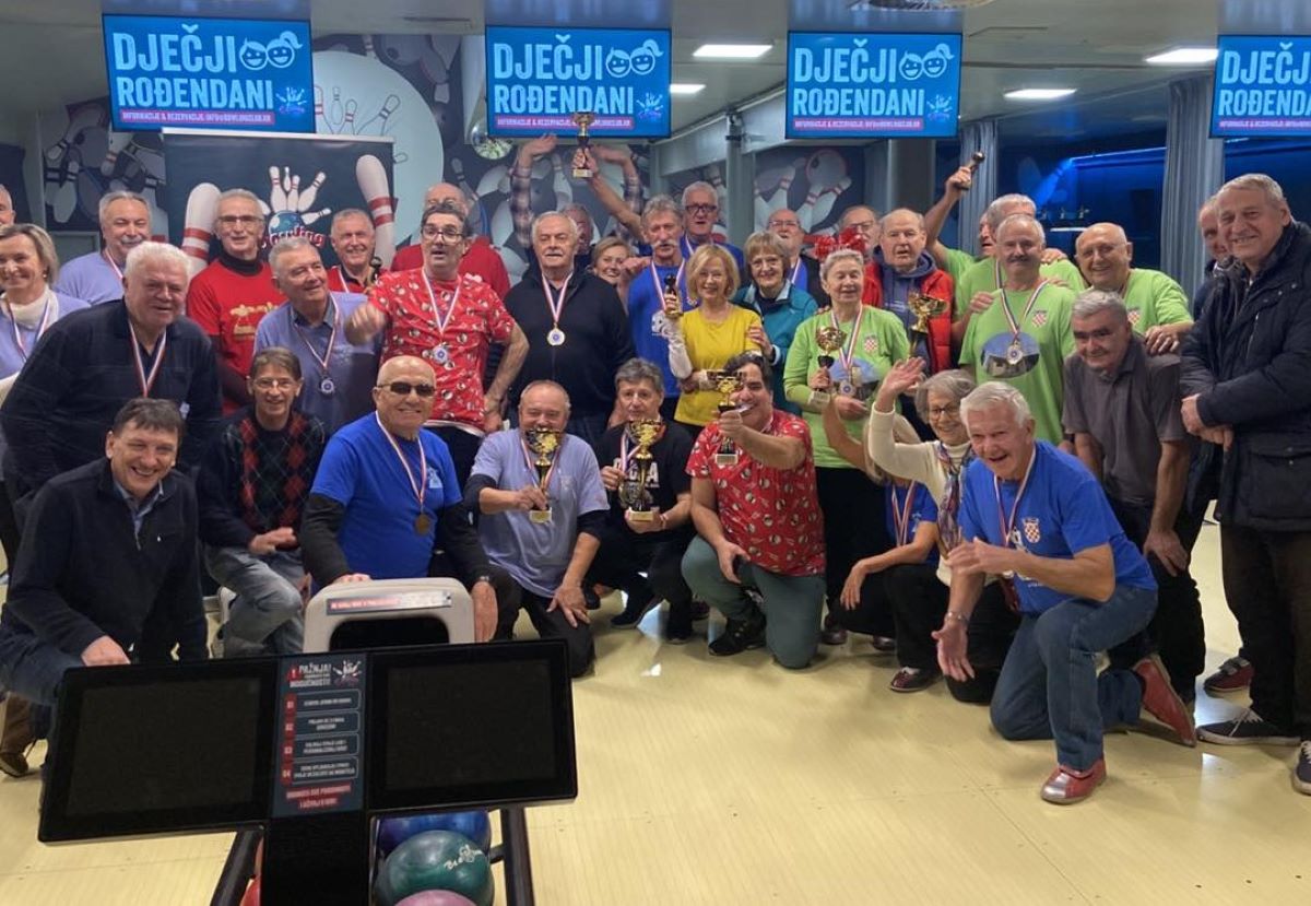 Umirovljenici na kuglanju