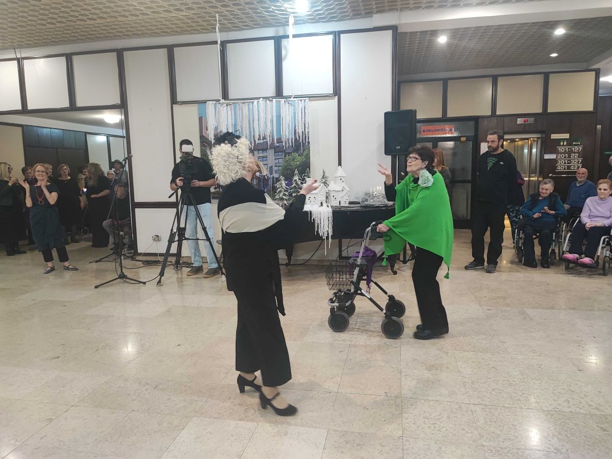 Modna revija u Domu Peščenica