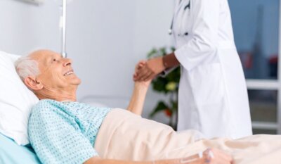 Umirovljenik i doktorica