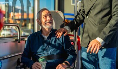 Umirovljenik u javnom prijevozu