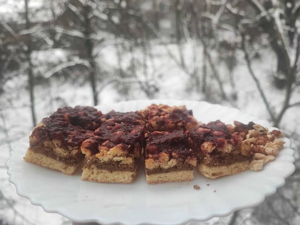 Pita od oraha i pekmeza od šljiva