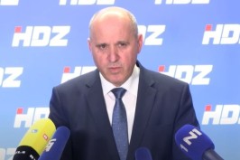 Ministar Bačić o prosvjedu u subotu: 'Mirovine i plaće povećali smo 100 posto'