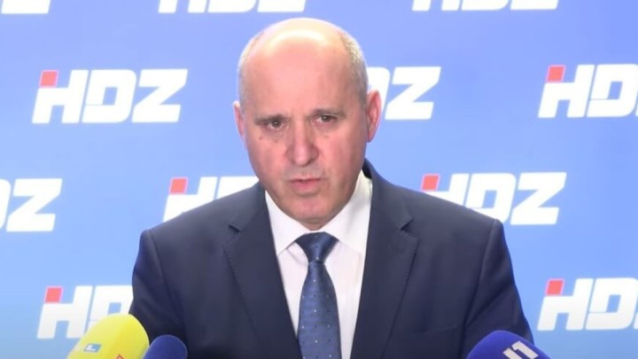 Ministar Bačić o prosvjedu u subotu: 'Mirovine i plaće povećali smo 100 posto'