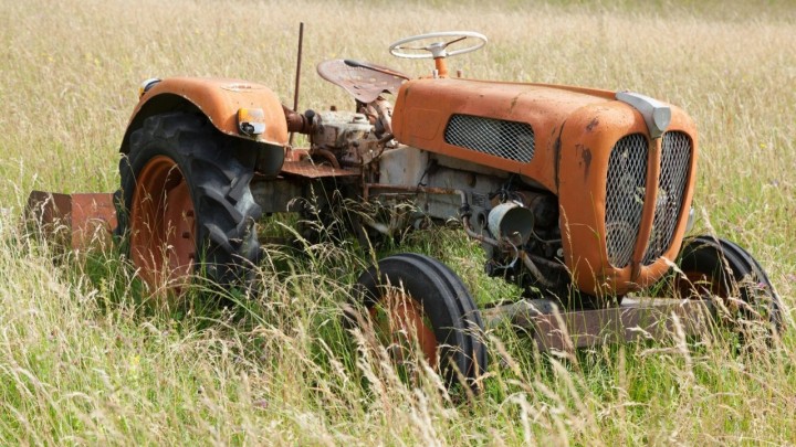 Tragedija u Čađavcu: 67-godišnjak smrtno stradao u nesreći s traktorom