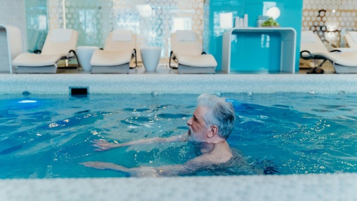 Umirovljenik pokušao ukrasti mobitele djeci: Ubrzo ga je pronašla policija