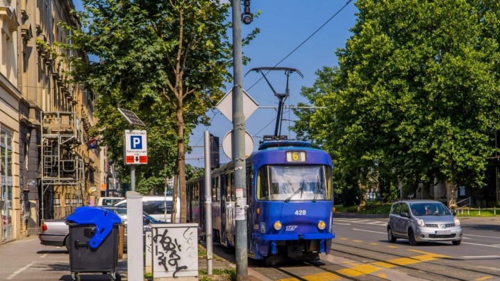 Umirovljenika (89) usmrtio tramvaj: Pružena mu je liječnička pomoć, ali bilo je prekasno