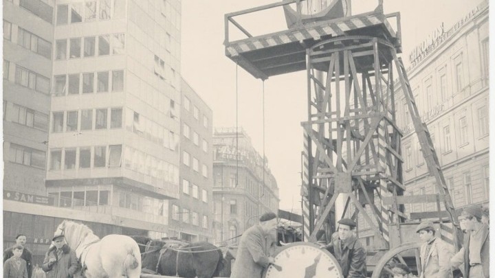 Urar Lebarović postavlja sat kod kojeg se zagrepčani sastaju više od 100 godina