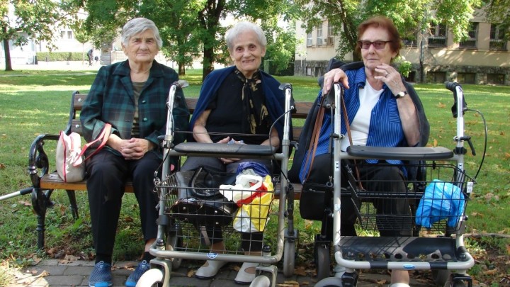Zrinka, Đurđica i Marija šetnju parkom i druženje vani gotovo nikada ne preskaču