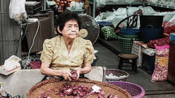 Tajlandski zakon godinama šutio o granici za umirovljenje, pa su mnogi nastavili raditi u starosti