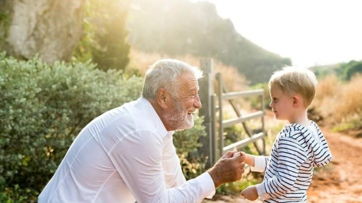 Iz Sindikata umirovljenika otkrili: Vlada će napokon ukinuti alimentaciju za unuke!