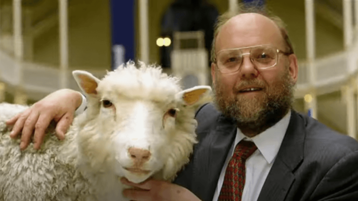 U 79. godini preminuo znanstvenik Ian Wilmut, 'otac' klonirane ovce Dolly