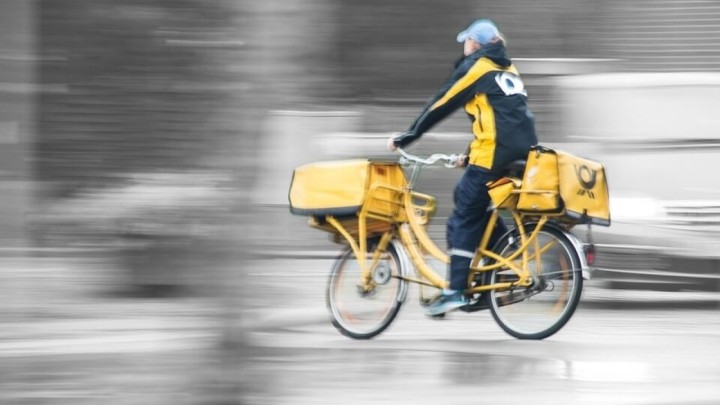 Može i u pošti: Umirovljenici iz susjedstva će se moći prijaviti za kartice i dok plaćaju račune