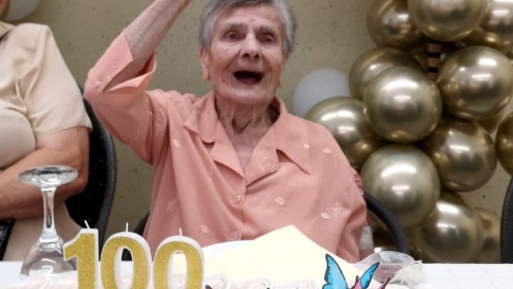 Baka Ljuba Biškup proslavila 100. rođendan: 'Zdravlje je najbitnije i treba ga čuvati'