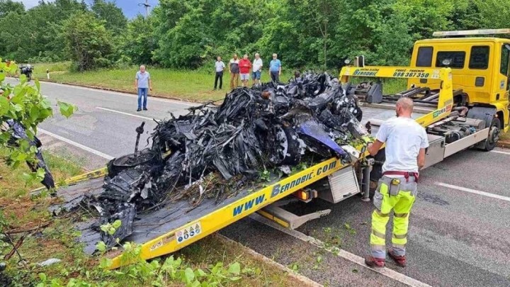 Sreća u nesreći: 60-godišnjak skršio trkaći McLaren i prošao s lakšim ozljedama, suvozač (69) u bolnici