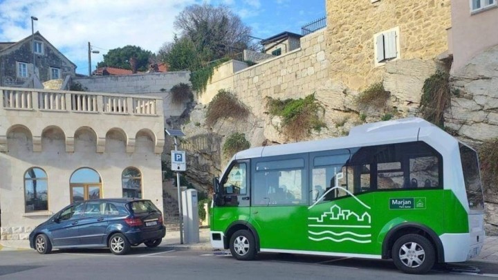 Na Marjan električnim busom: Organizirane posebne vožnje za starije Splićane, poznati su i termini