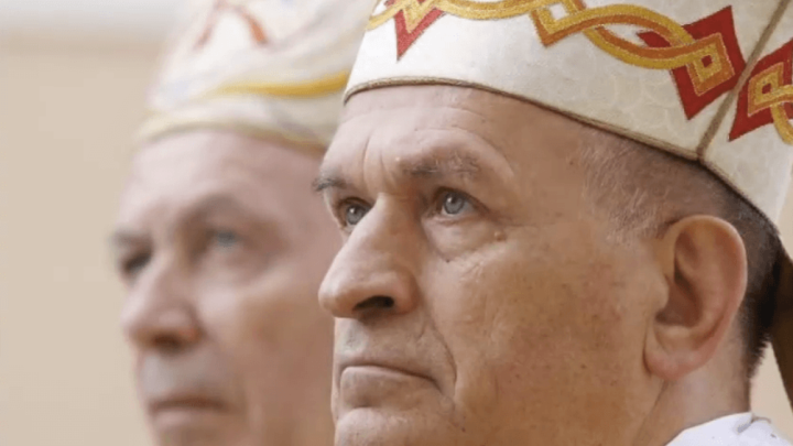 Počivao u miru: Preminuo donedavni pomoćni biskup zagrebački Valentin Pozaić