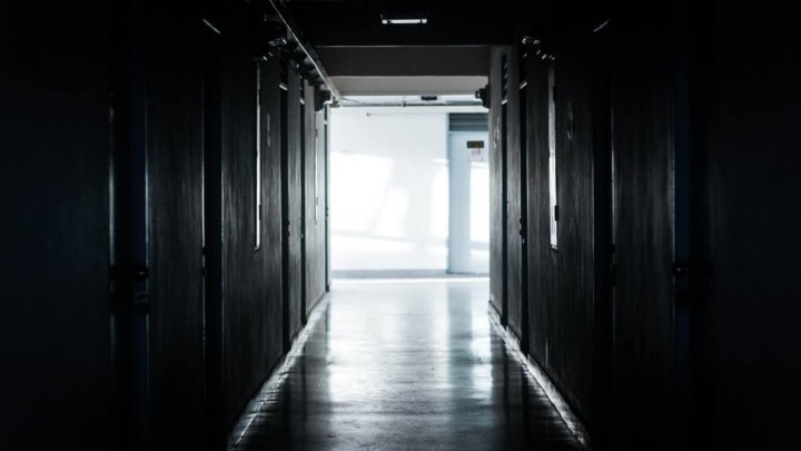 Što se događa? Netko je snimio leševe na podu KB Sveti Duh, gradonačelnik tvrdi da je sve izrežirano