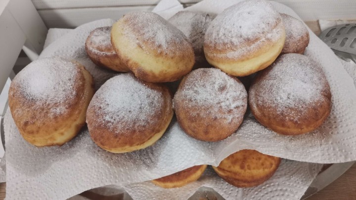 Bakina kuhinja: Imamo savršen recept za krafne koje će vam sigurno uspjeti!