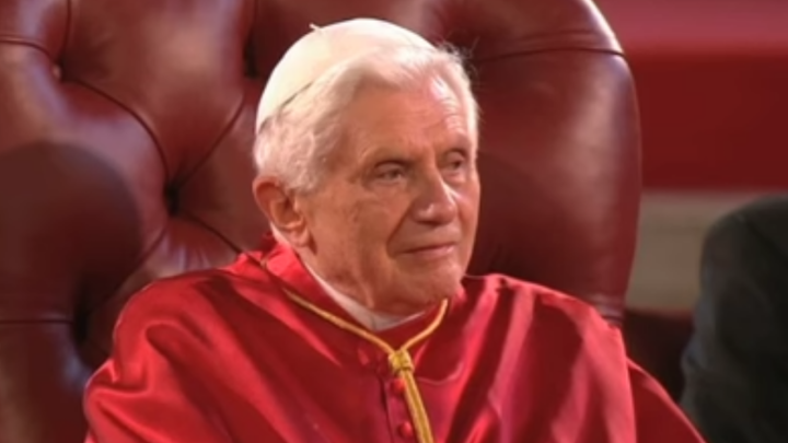Sahranjen papa Benedikt XVI.: Tijelo mu je preneseno u grobnicu Ivana Pavla II.