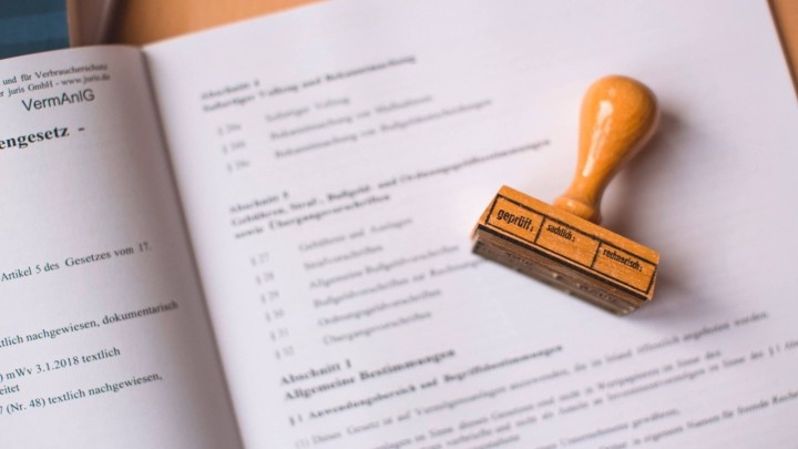 Zeznuo HZMO za nekoliko dodataka na mirovinu: 67-godišnjak dokumentaciju ovjerio pečatom tvrtki koje više ne postoje