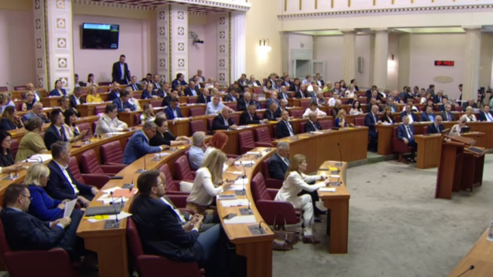 Saborska rasprava o Zakonu o radu: Za starije od 65 godina nema otpremnine i otkaznog roka