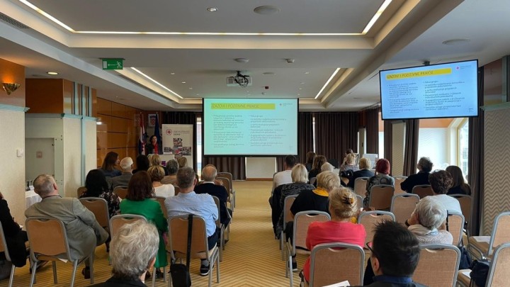 Ravnateljica Doma za starije osobe objasnila razliku između samoće i usamljenosti