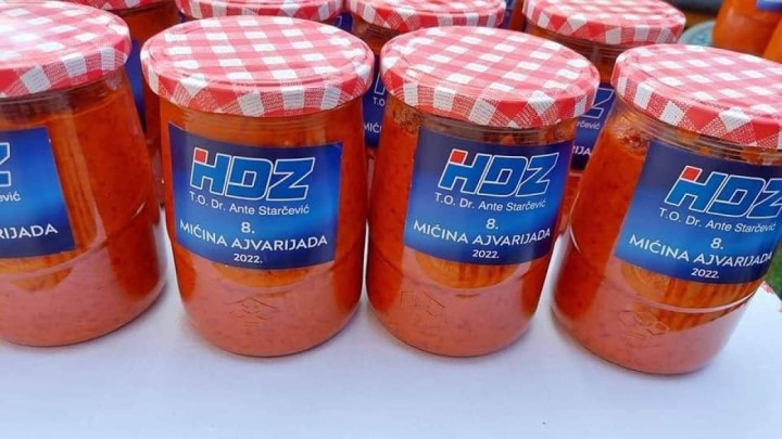 Priča o HDZ-ovom ajvaru ima nastavak: Postoji mogućnost da su koristili službene staklenke za med koje su namijenjene pčelarima