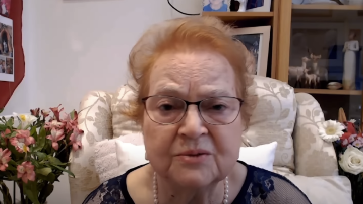 Život poslije smrti: Engleskinja odgovarala na pitanja rodbine nakon svog sprovoda