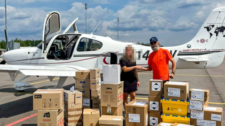 Umirovljeni pilot John Bane (71) volontira kako bi pomogao Ukrajini te je, malim zrakoplovom, otišao u veliku misiju