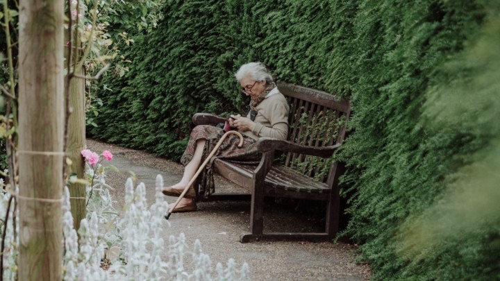 Udovice i udovci ne trebaju strepiti: S usklađivanjem raste limit za ostvarivanje prava na obiteljsku mirovinu