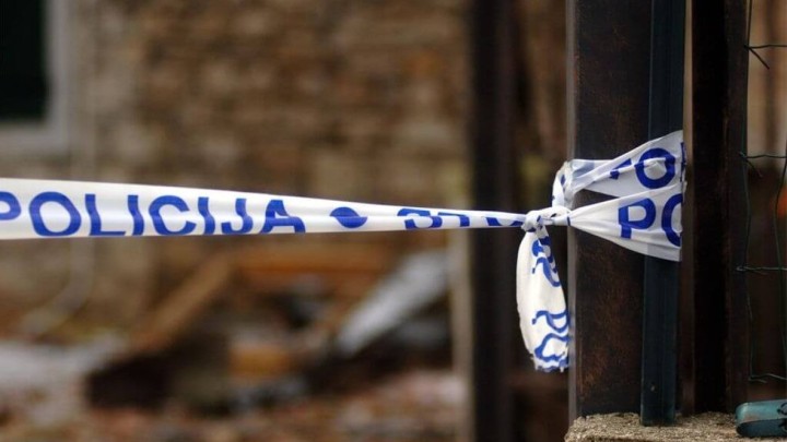 Teški zločin na Jadranu: Sin dignuo ruku na roditelje, oca (61) ubio, a majku (60) ozlijedio