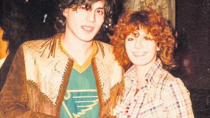 Vlado Kalember: Tata mi je kupio prvu električnu gitaru, a djed razglas kad se vratio iz Amerike