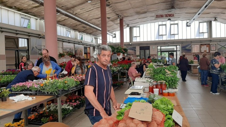 Stjepan (61): "Vozio sam kamion, bavio se atletikom, a sada iz potrebe prodajem povrće"