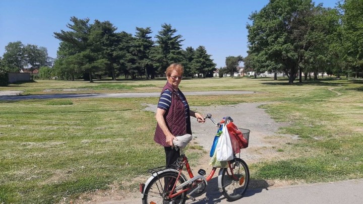 Umirovljenici Kati (85) nikada nije dosadno – vježba, pjeva i karta belu