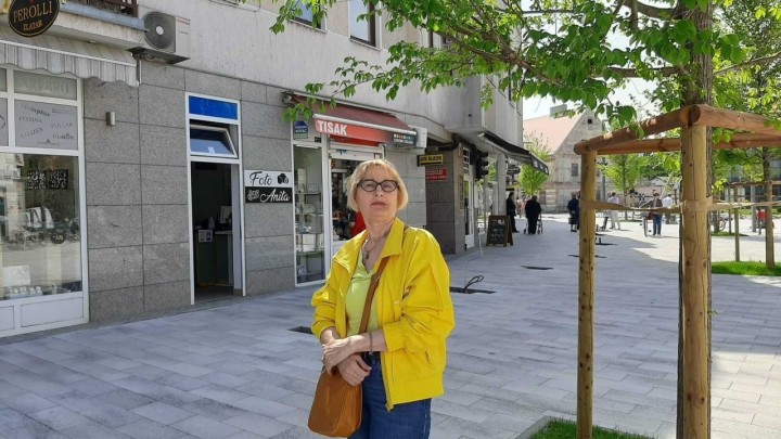 Katica (70) rješava križaljke i sudoku, ali knjige su joj draže: "Čitam Kunderu i gledam Kumove"