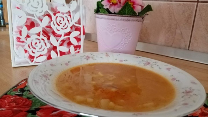 [BAKINA KUHINJA] Recesijski recept bake Ruže za varivo od krumpira na kiselo