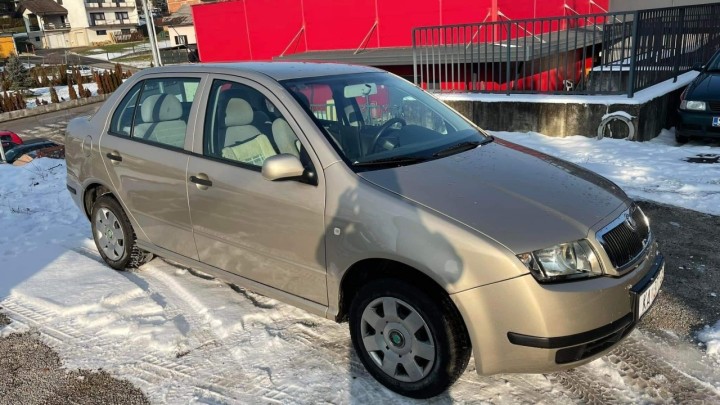 Poklanjaju automobil pokojne bake: "Ona bi bila sretna kada bi nekom pomogli..."