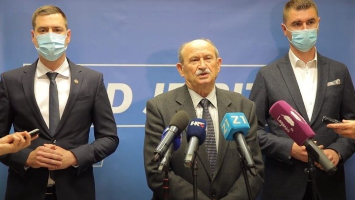 HSU osudio subotnji prosvjed protiv covid potvrda: "Potpuno promašena tema"