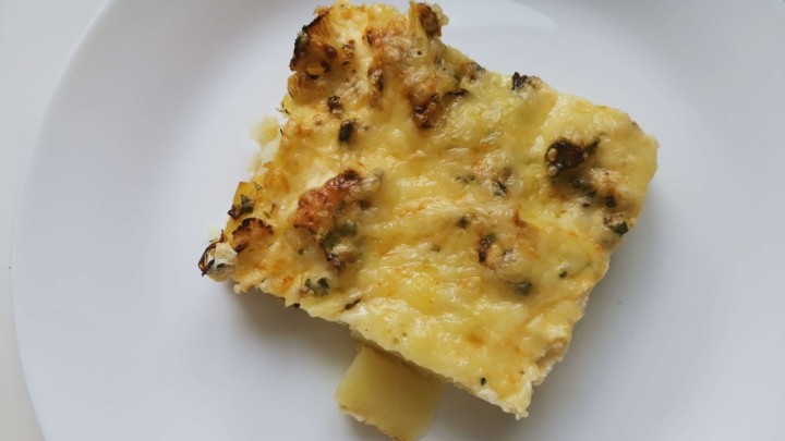 [BAKINA KUHINJA] Zapečeni krumpir s cvjetačom - povoljni ručak za cijelu obitelj